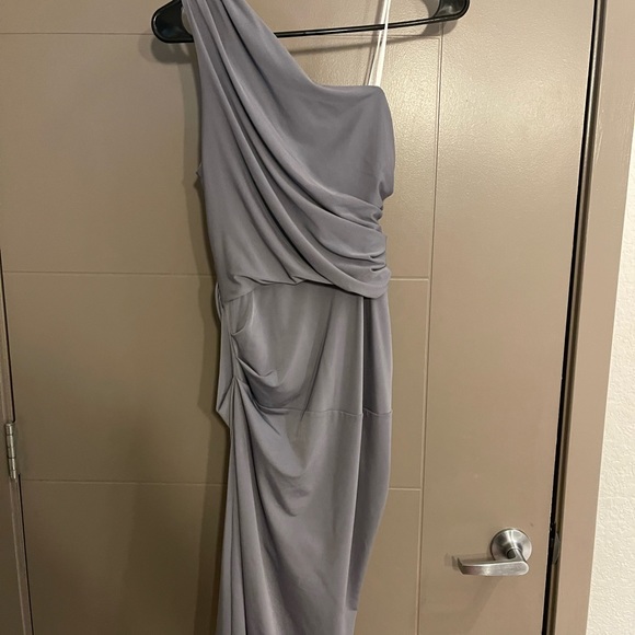 NWT Maggy London One Shoulder Dress 🔥 - Picture 3 of 3